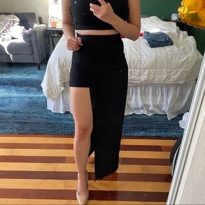 Black sexy open left leg maxi skirt forever 21